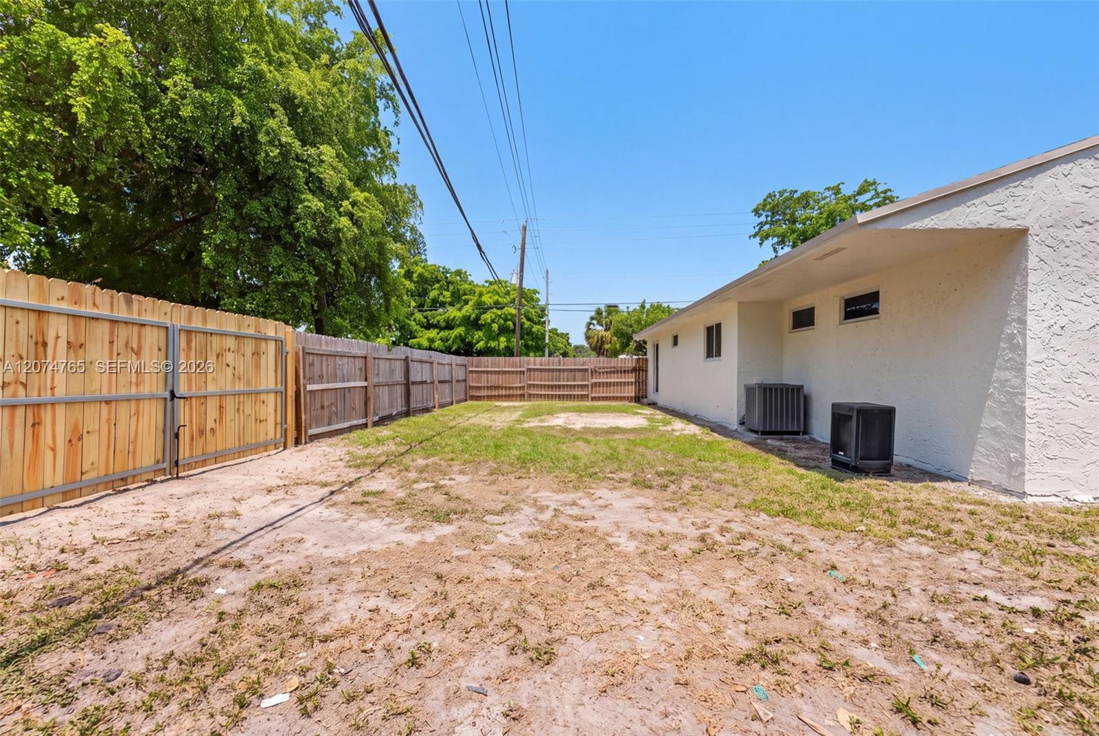 2390 Superior St, Opa-Locka