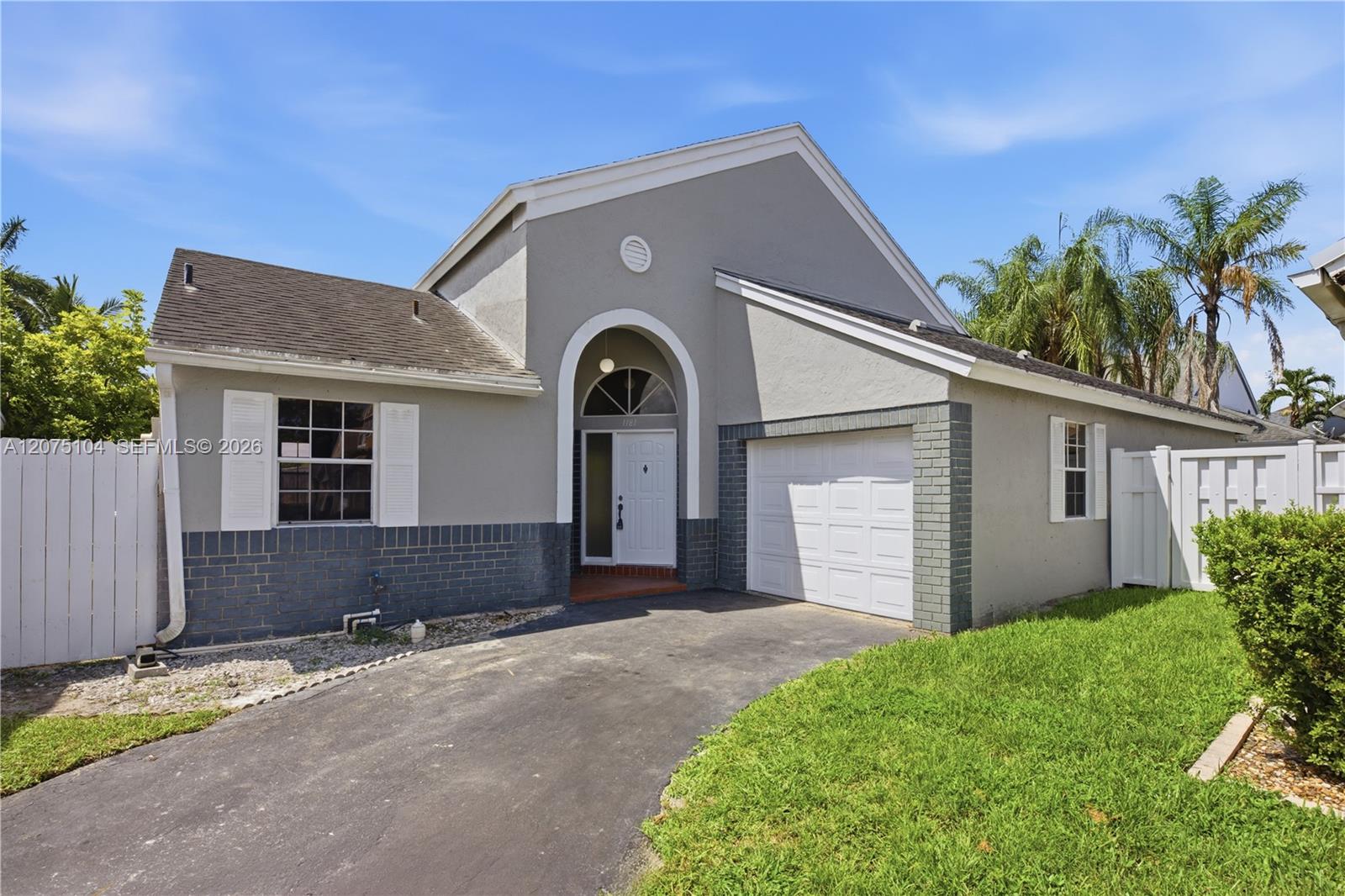 1181 SW 108th Ter