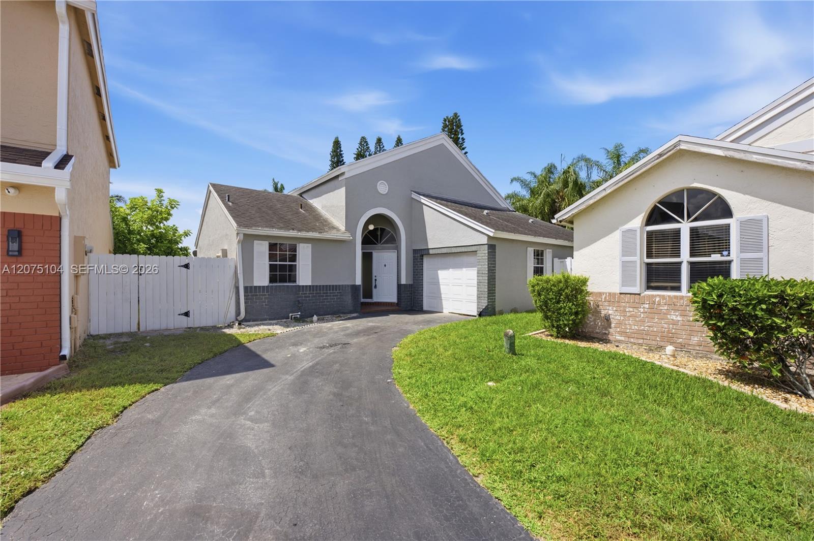 1181 SW 108th Ter