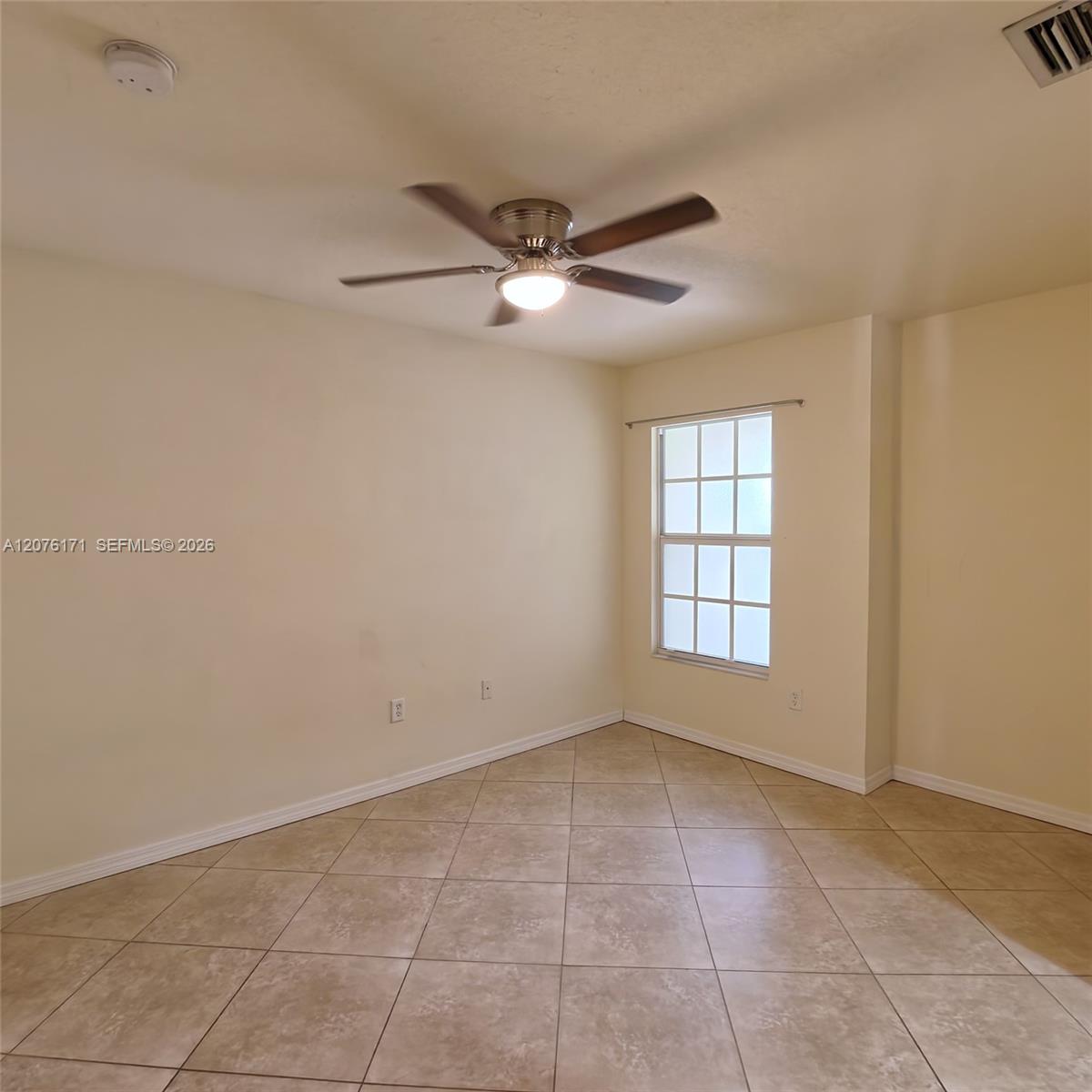 1000 Palm Trl # 8