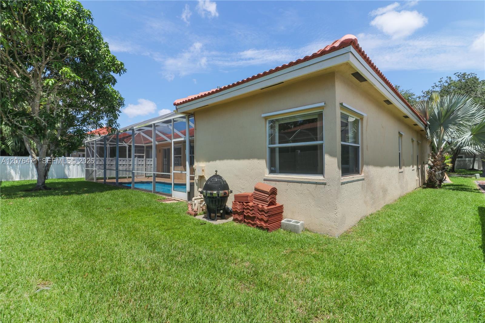 10256 NW 53rd Ct