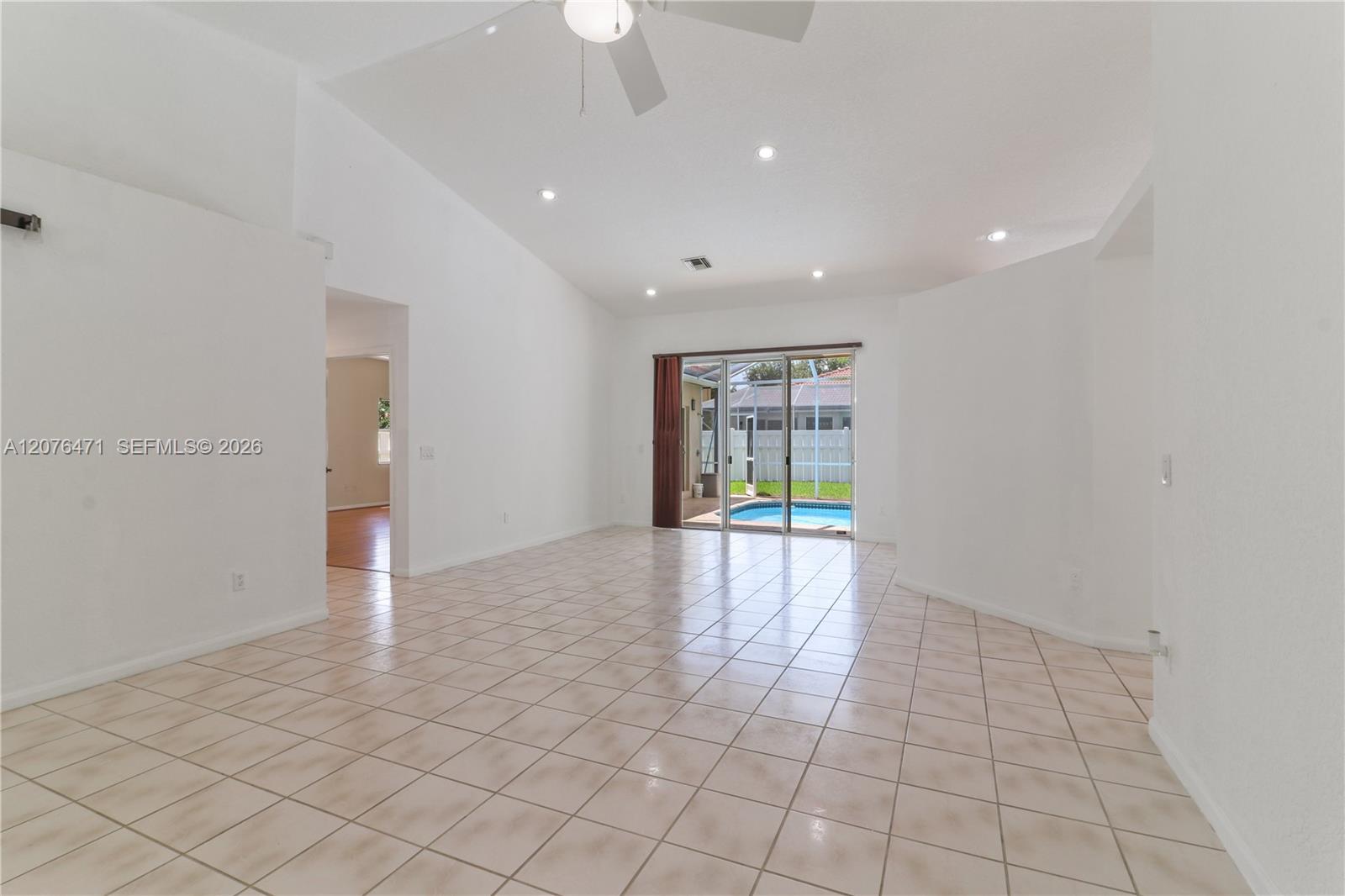 10256 NW 53rd Ct