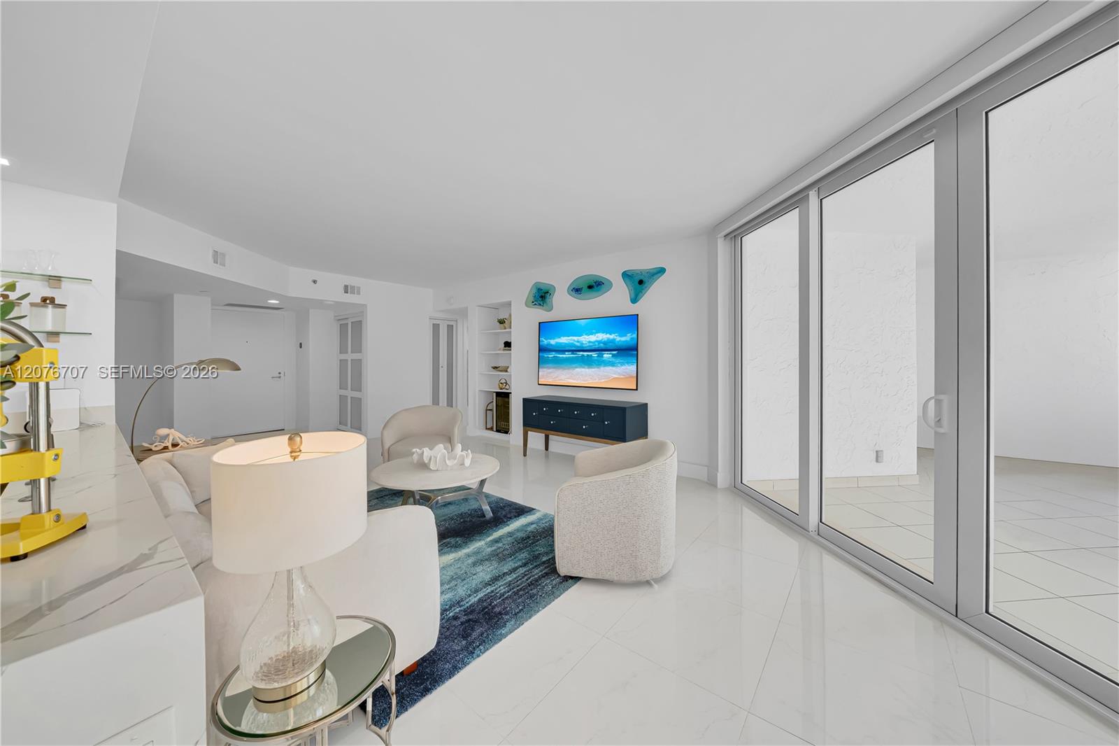 16425 Collins Ave # 712