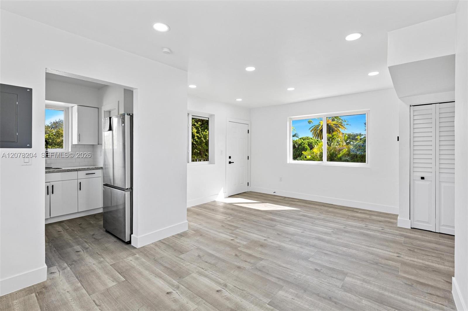 7606 N Miami Ave Unit: 7606