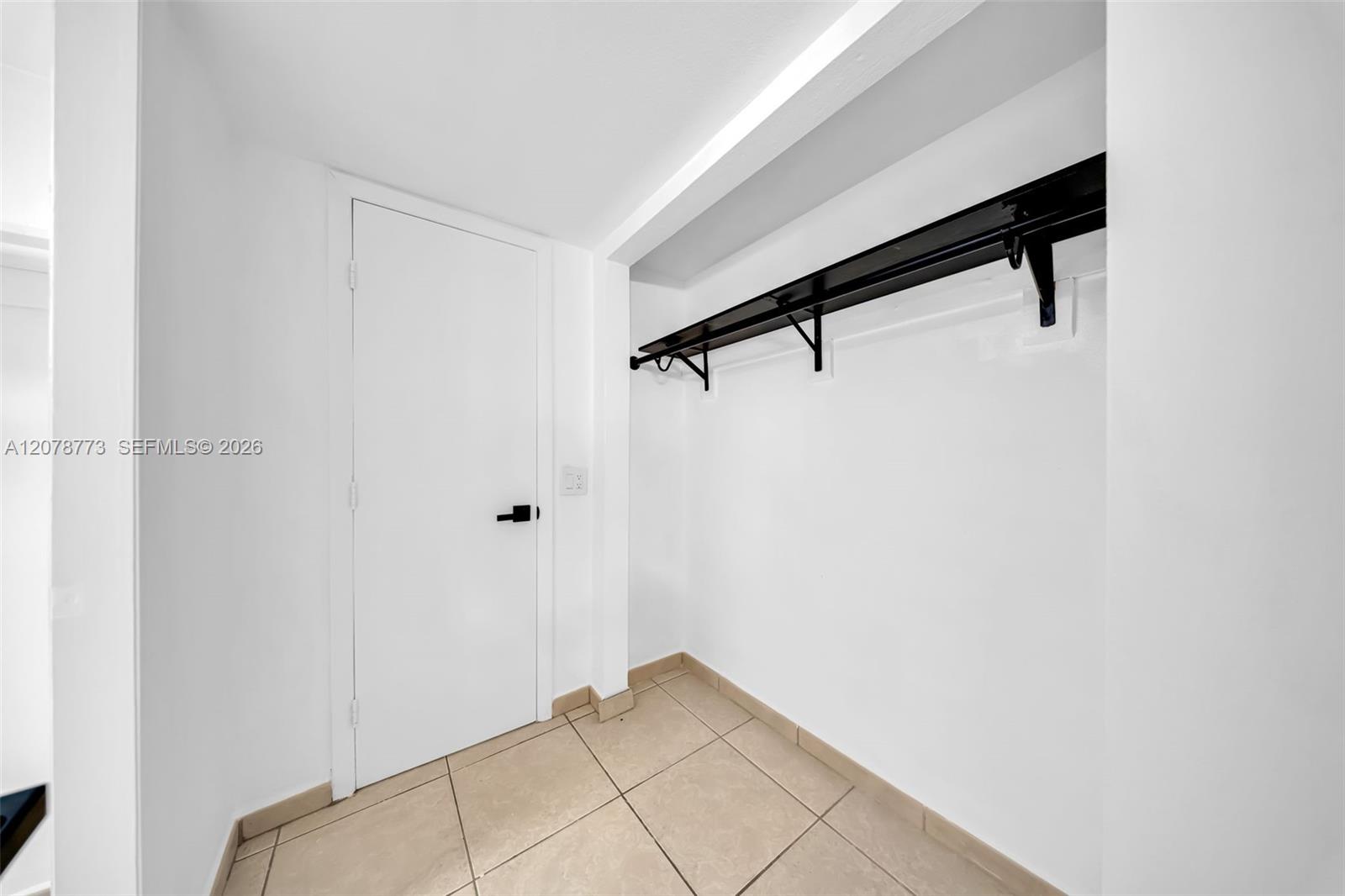 9360 Fontainebleau Blvd # 208