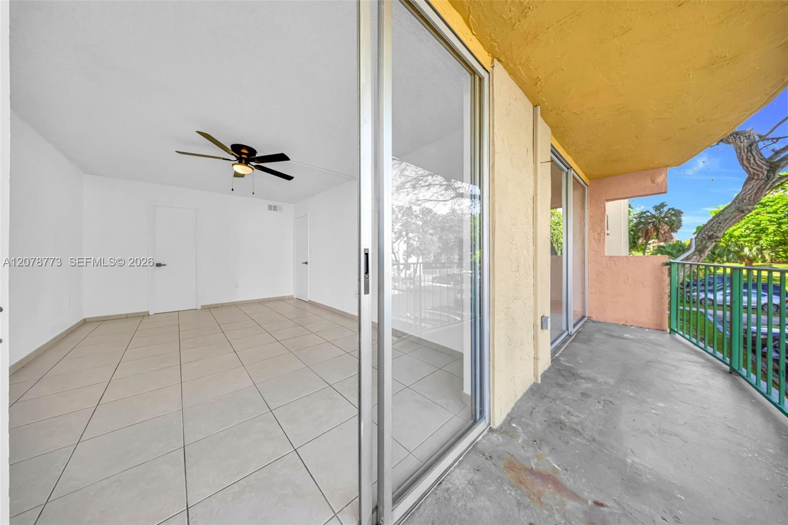 9360 Fontainebleau Blvd # 208