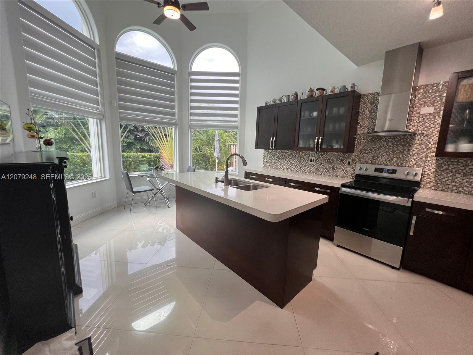 5348 NW 106th Ct