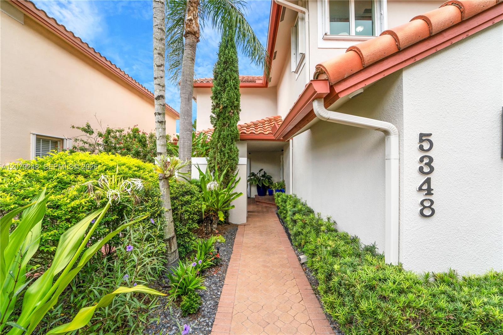 5348 NW 106th Ct