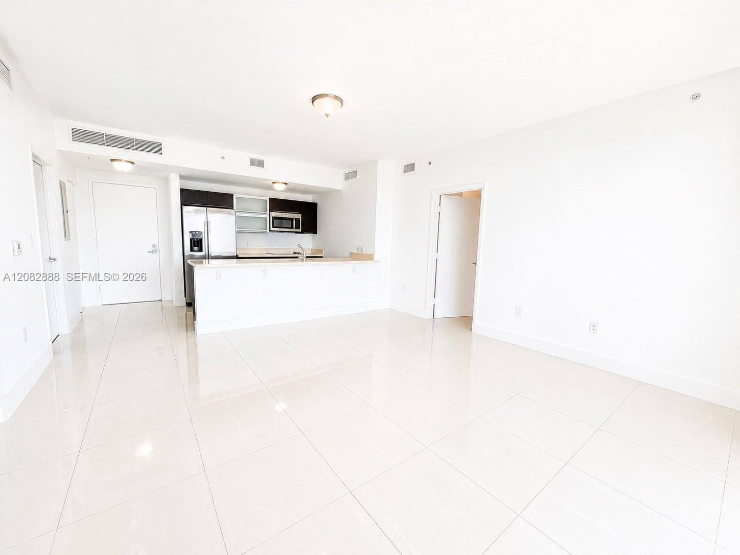 90 SW 3rd St # 3408