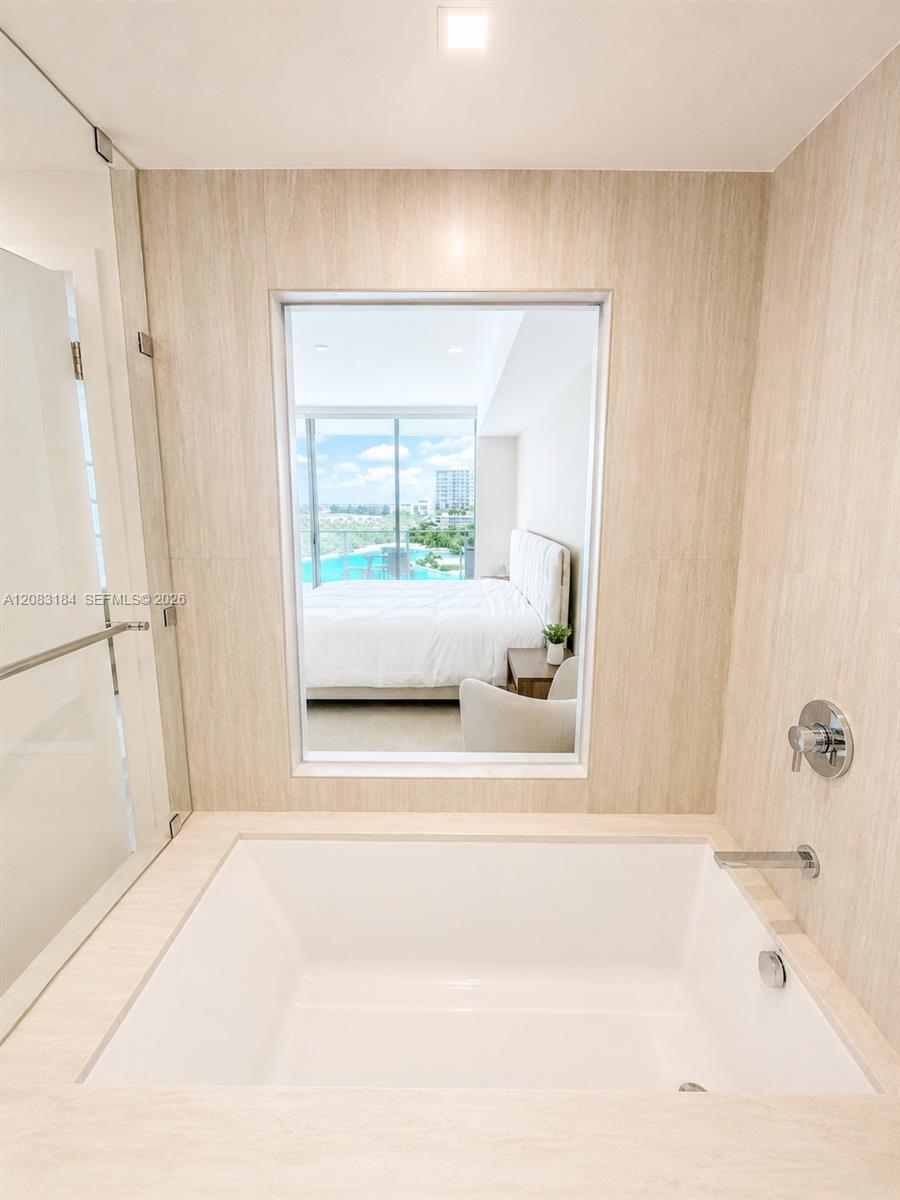 2411 Laguna Cir # 709