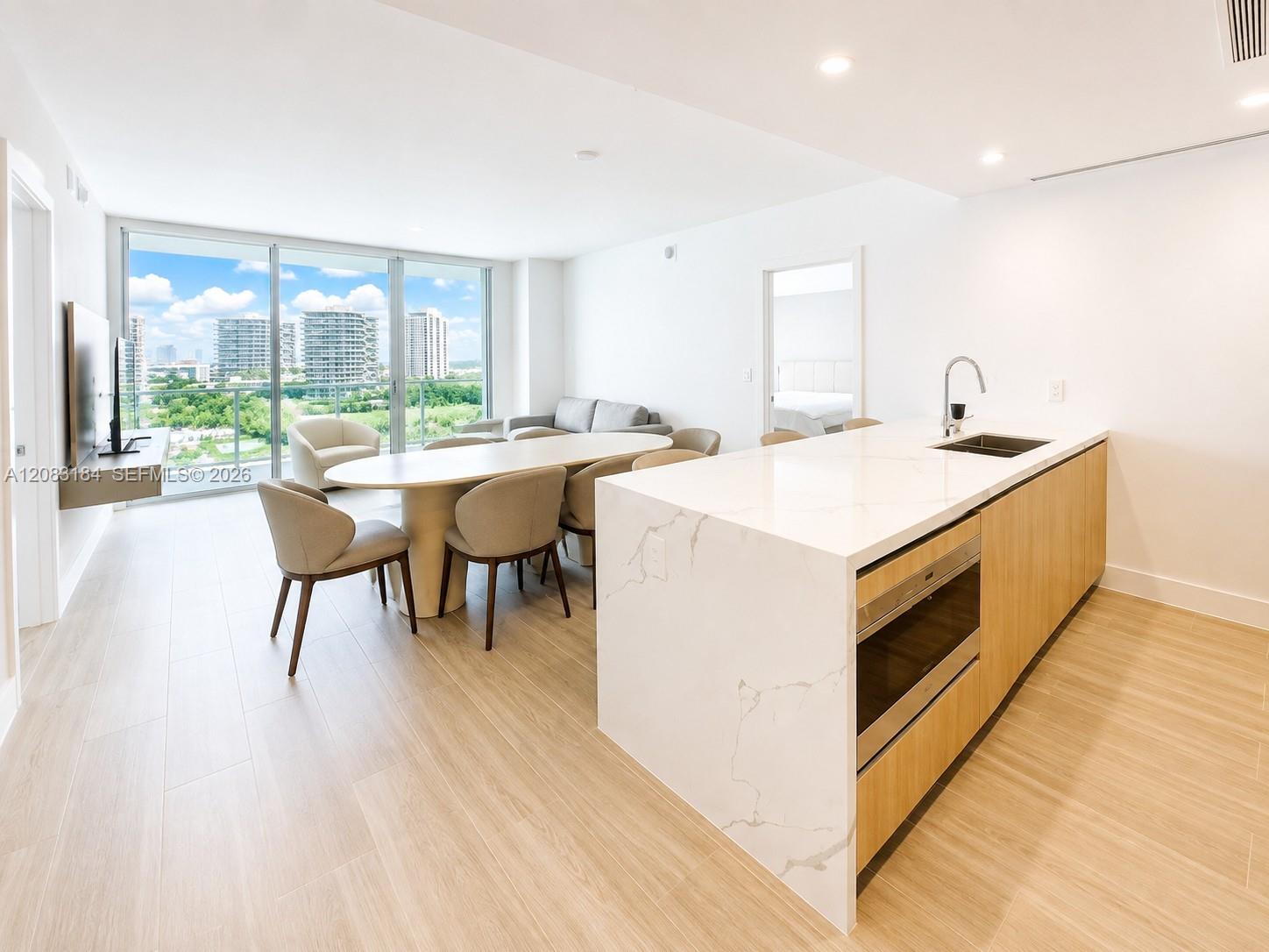 2411 Laguna Cir # 709