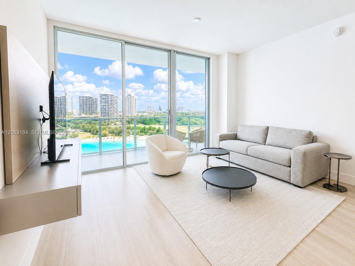 2411 Laguna Cir # 709