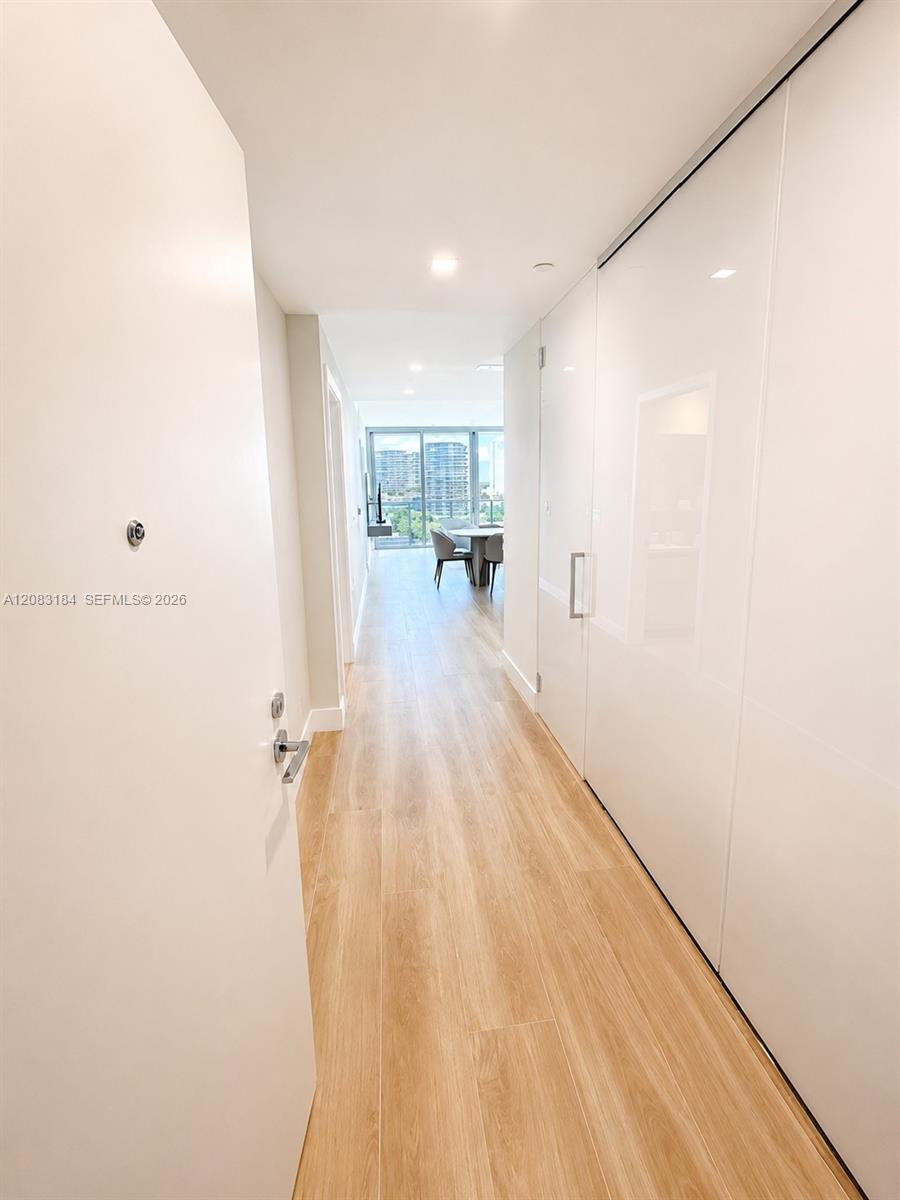 2411 Laguna Cir # 709