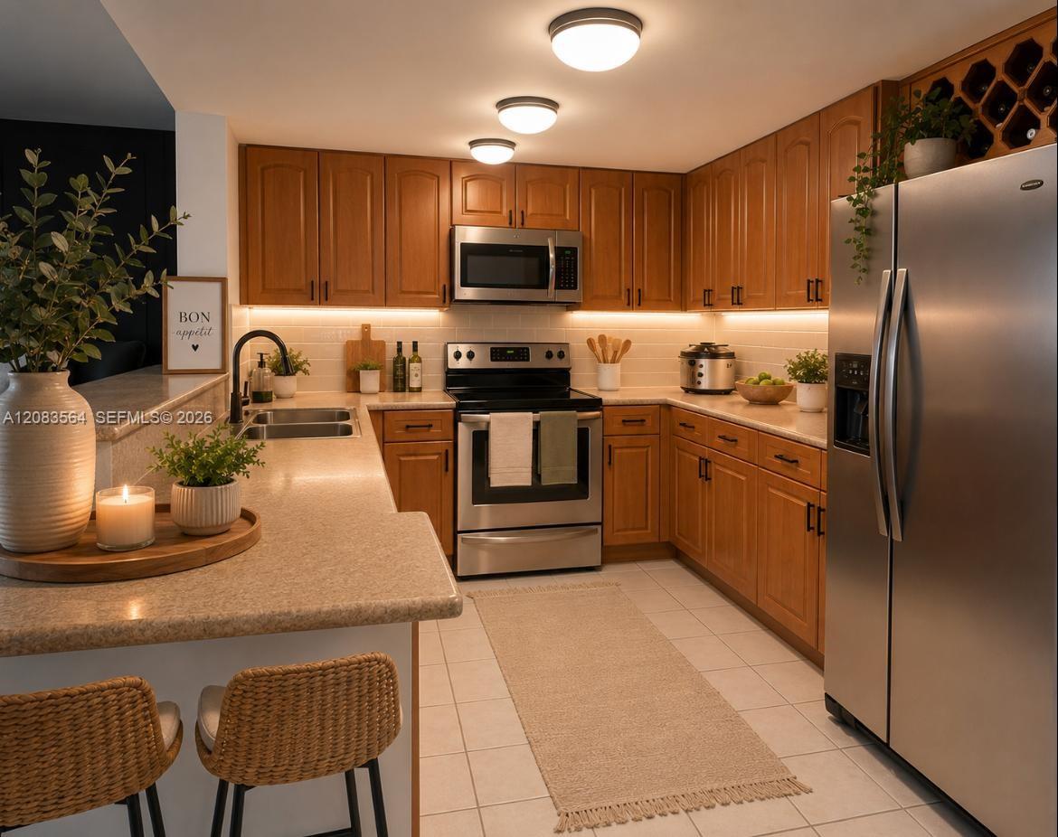 120 SW 37th Ave # 501