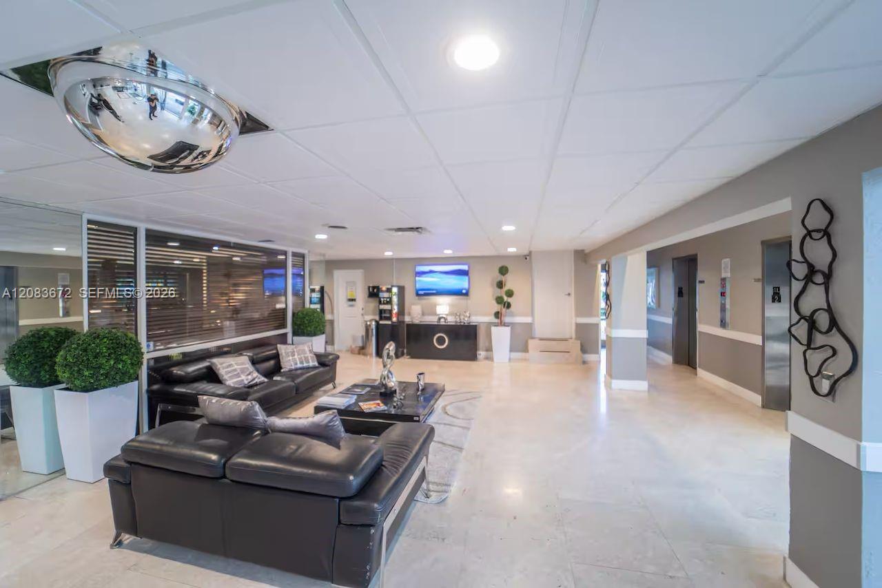 7904 West Dr # 1016