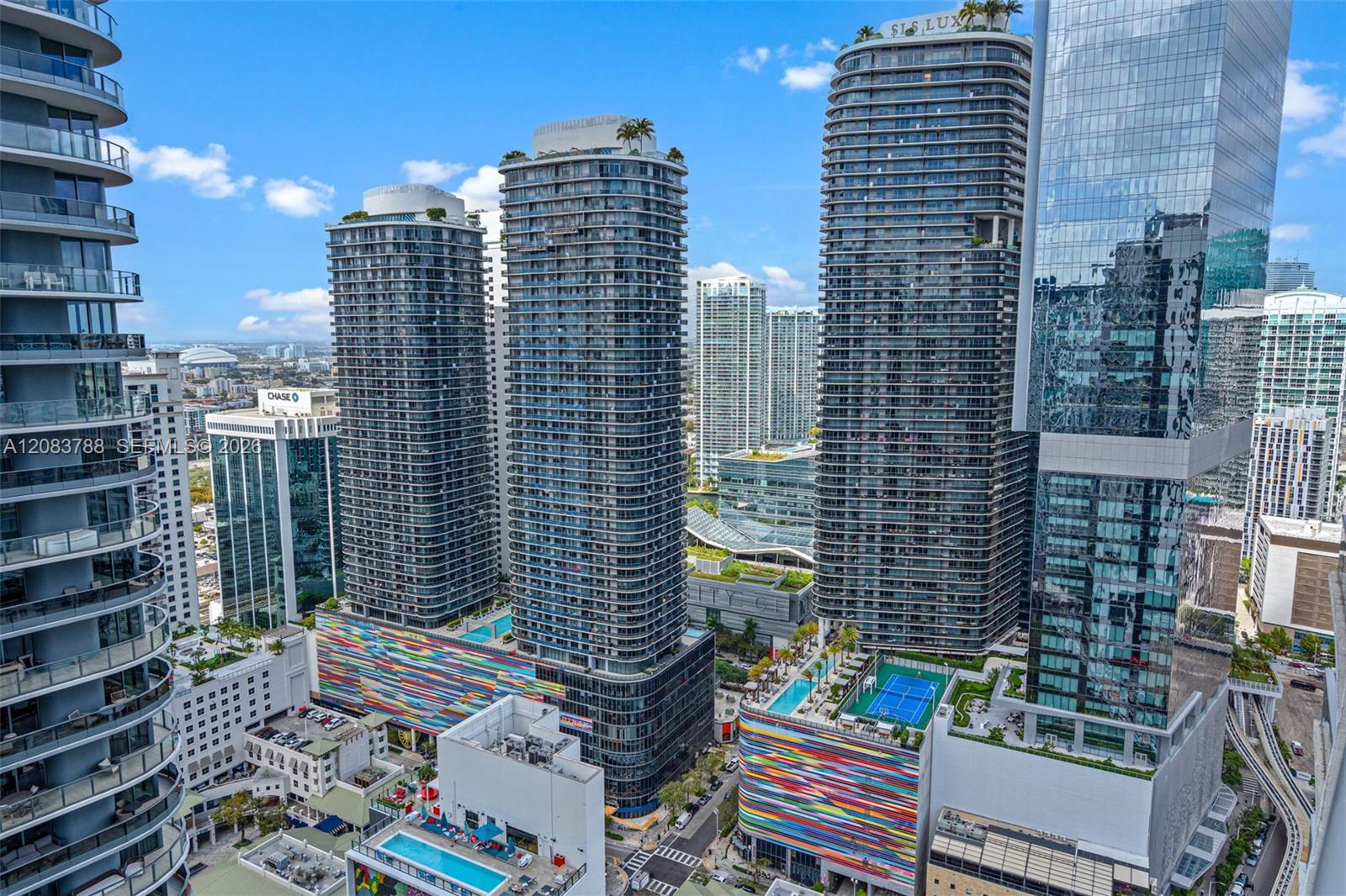 1010 Brickell Ave # 4009