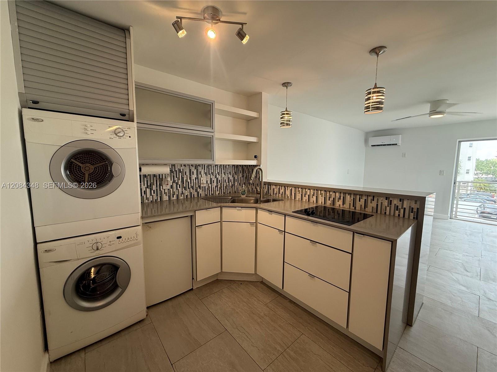 1441 Lincoln Rd # 317