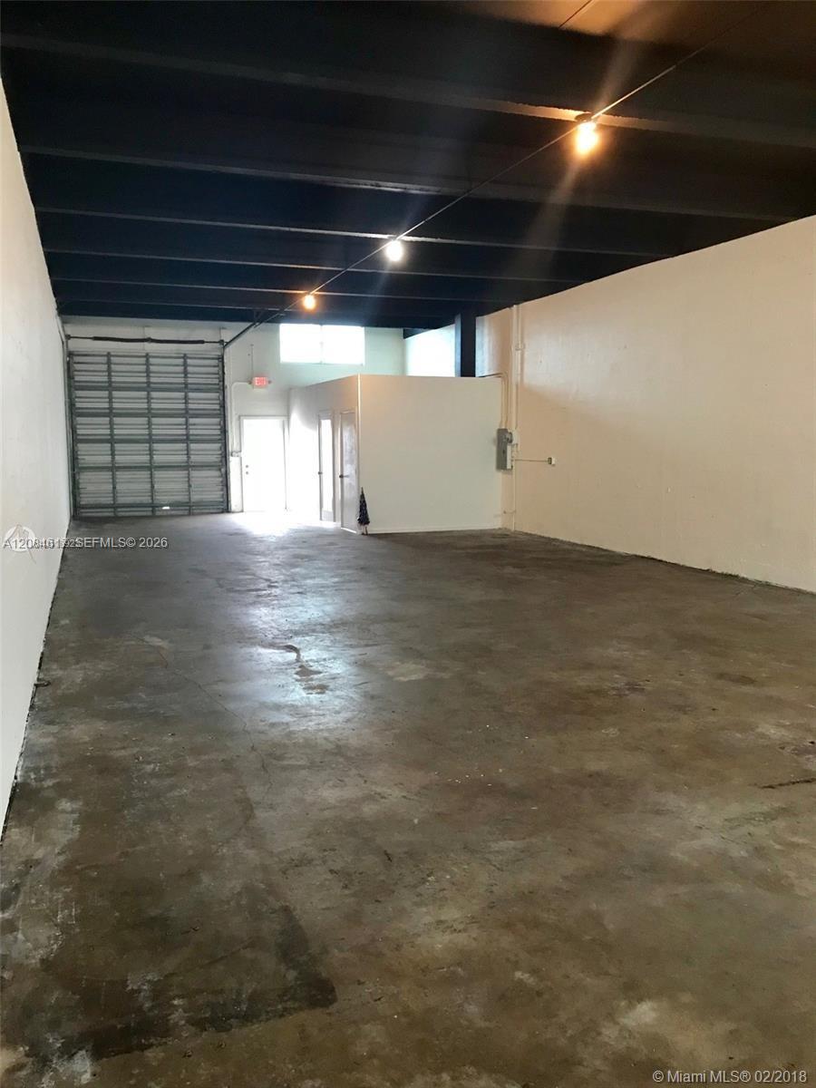 2320 NW 7th Ct # 2326 Unit: #2326