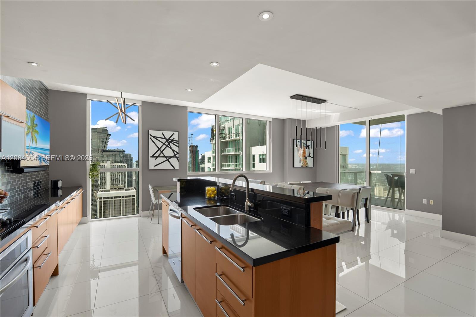 244 Biscayne Blvd Unit: PH4908