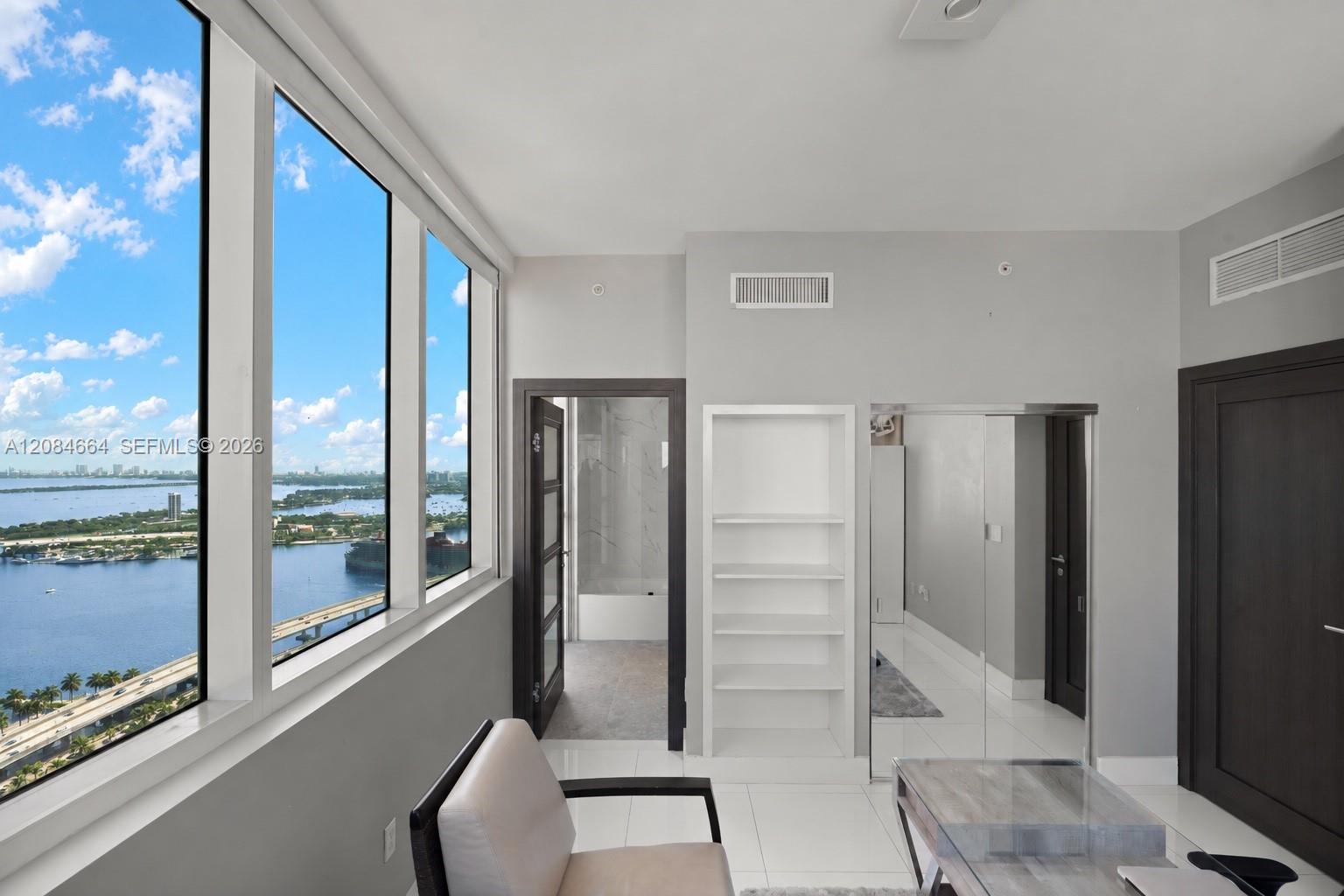 244 Biscayne Blvd Unit: PH4908
