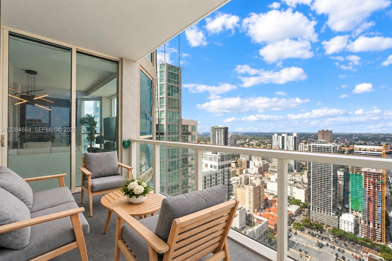 244 Biscayne Blvd Unit: PH4908