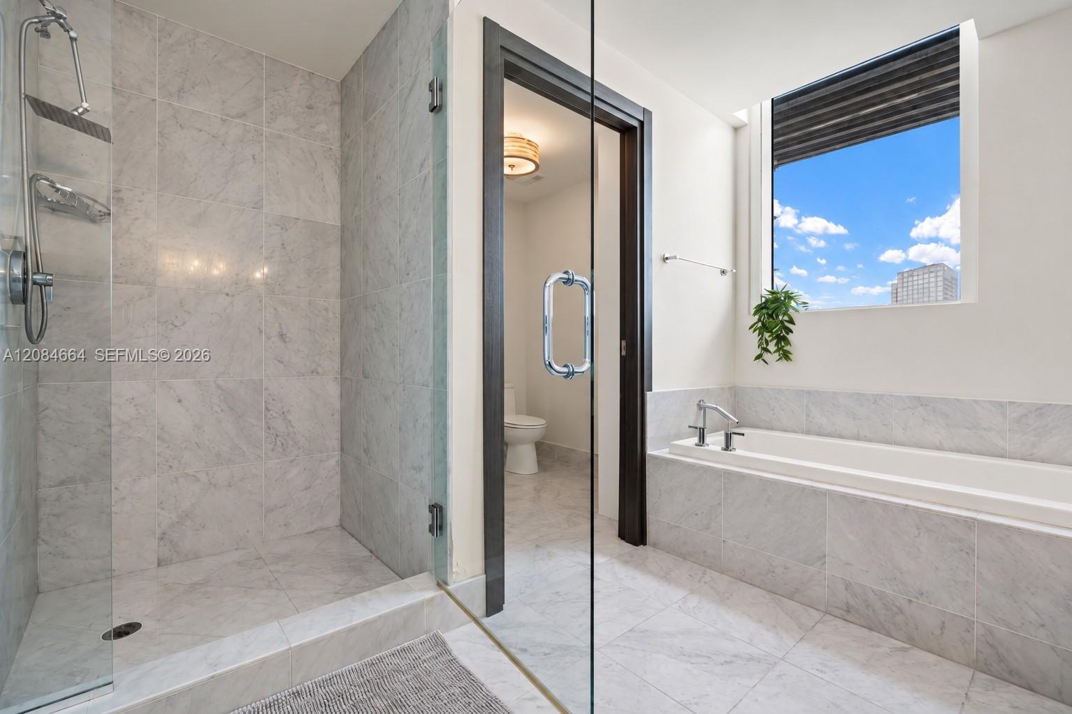 244 Biscayne Blvd Unit: PH4908