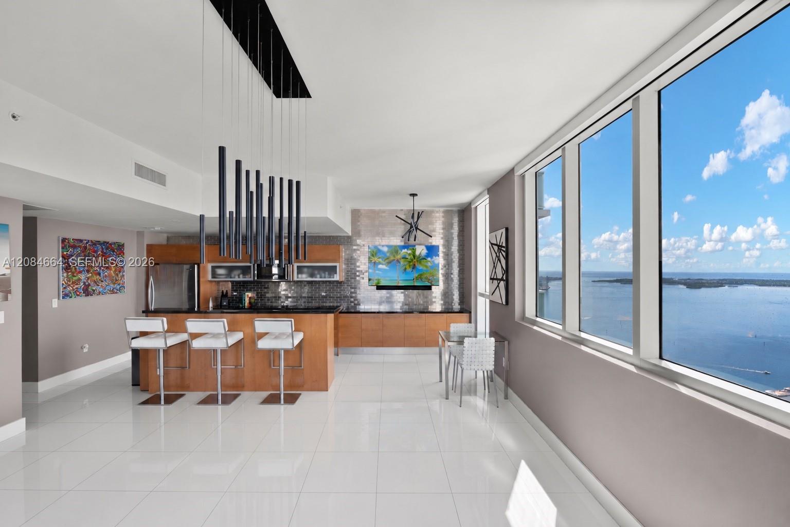 244 Biscayne Blvd Unit: PH4908