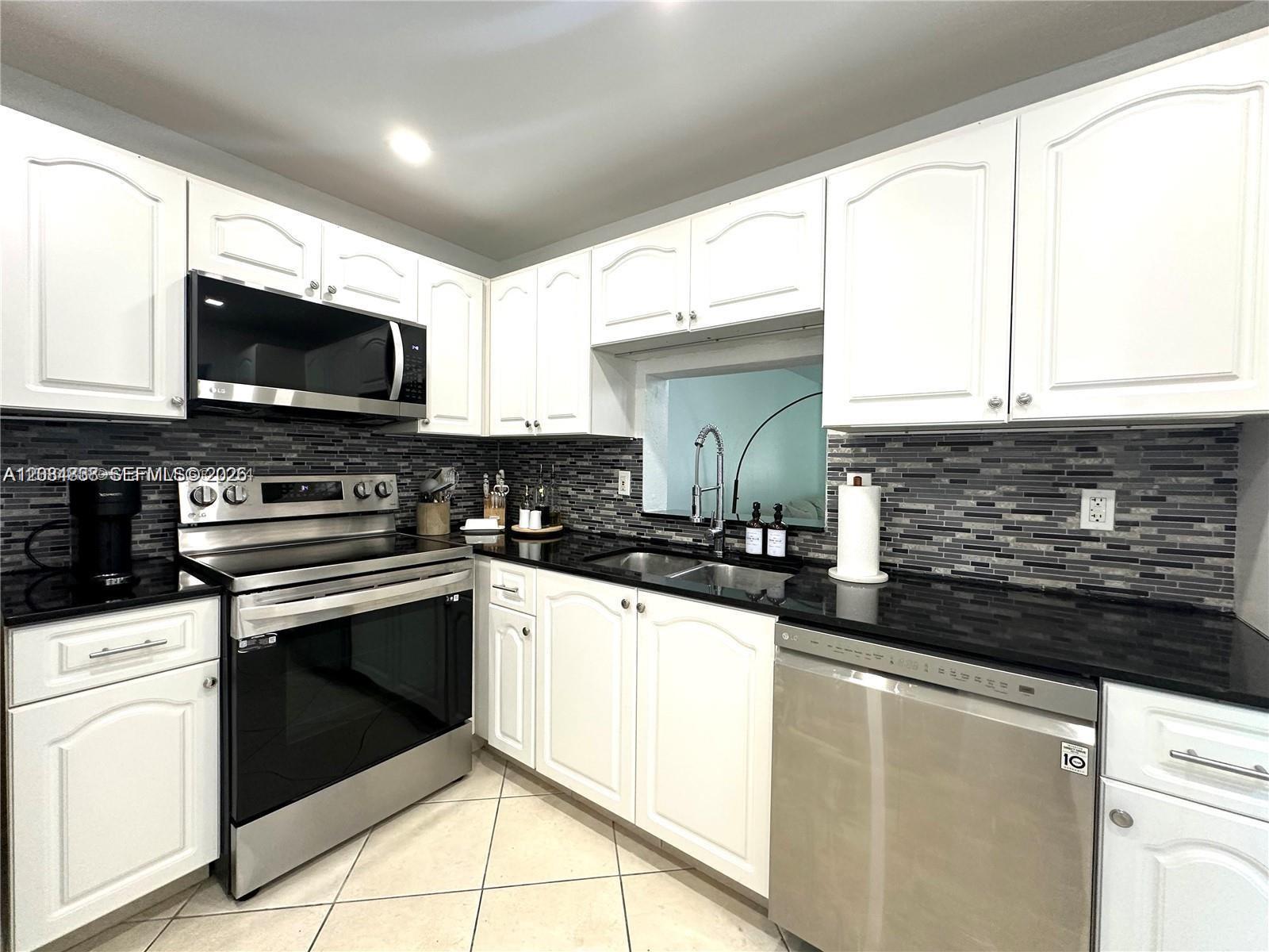 620 NE 12th Ave # 102