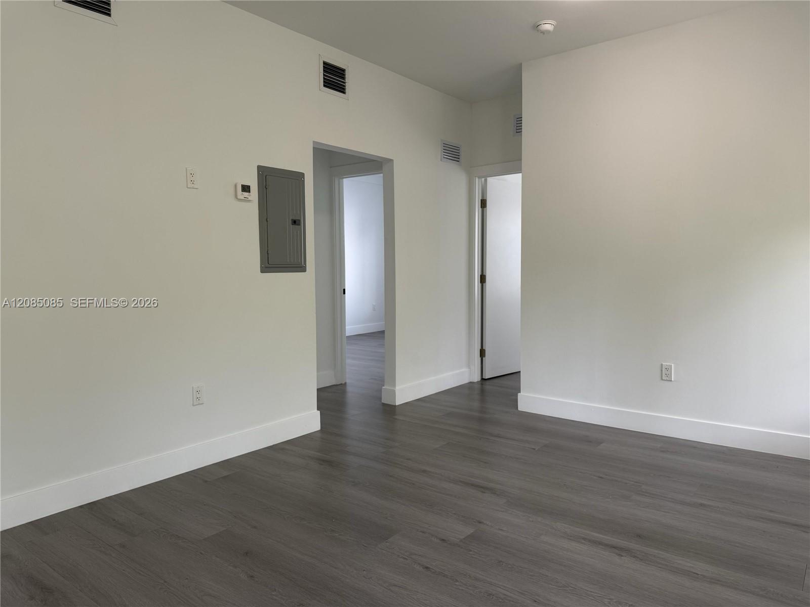 638 SW 21st Ave # 3