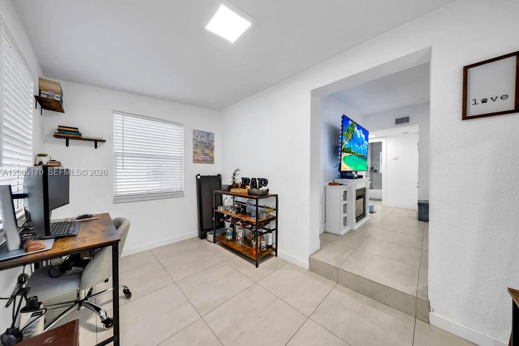 2020 Rutland St, Opa-Locka