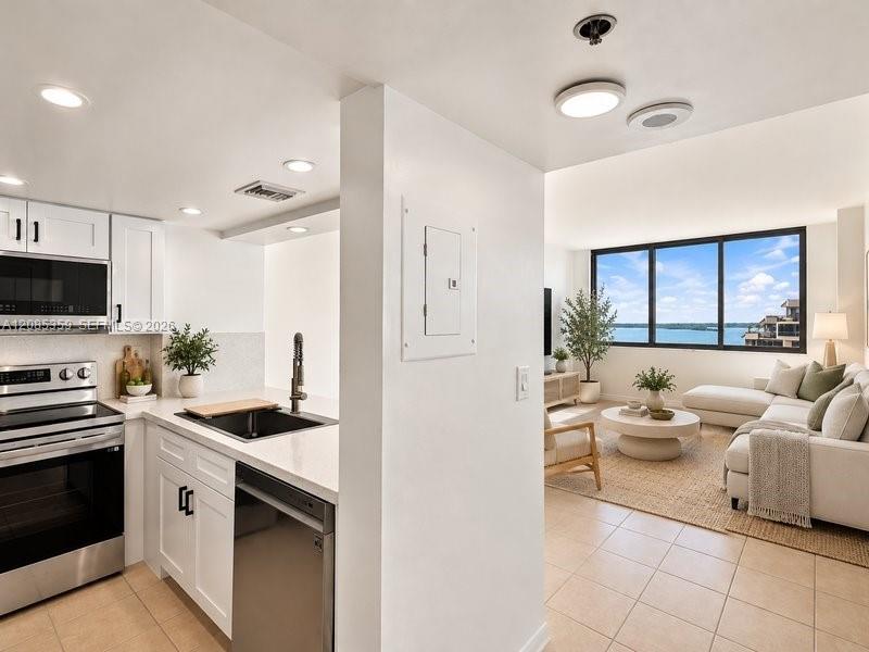 540 Brickell Key Dr # 1603