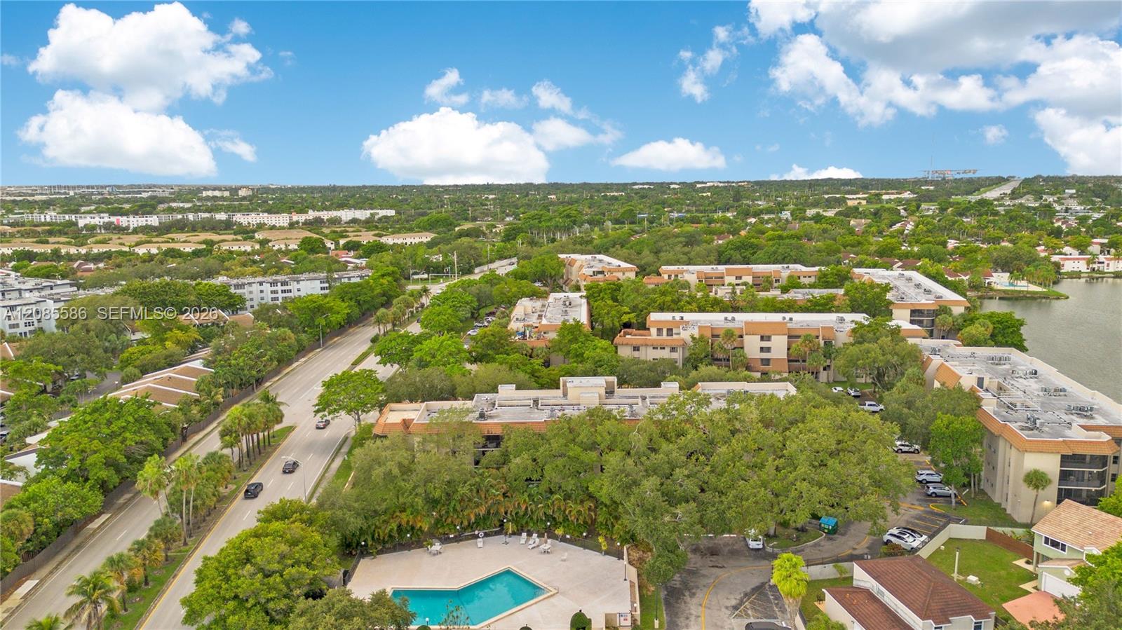 601 Ives Dairy Rd # 8 Unit: 105-8