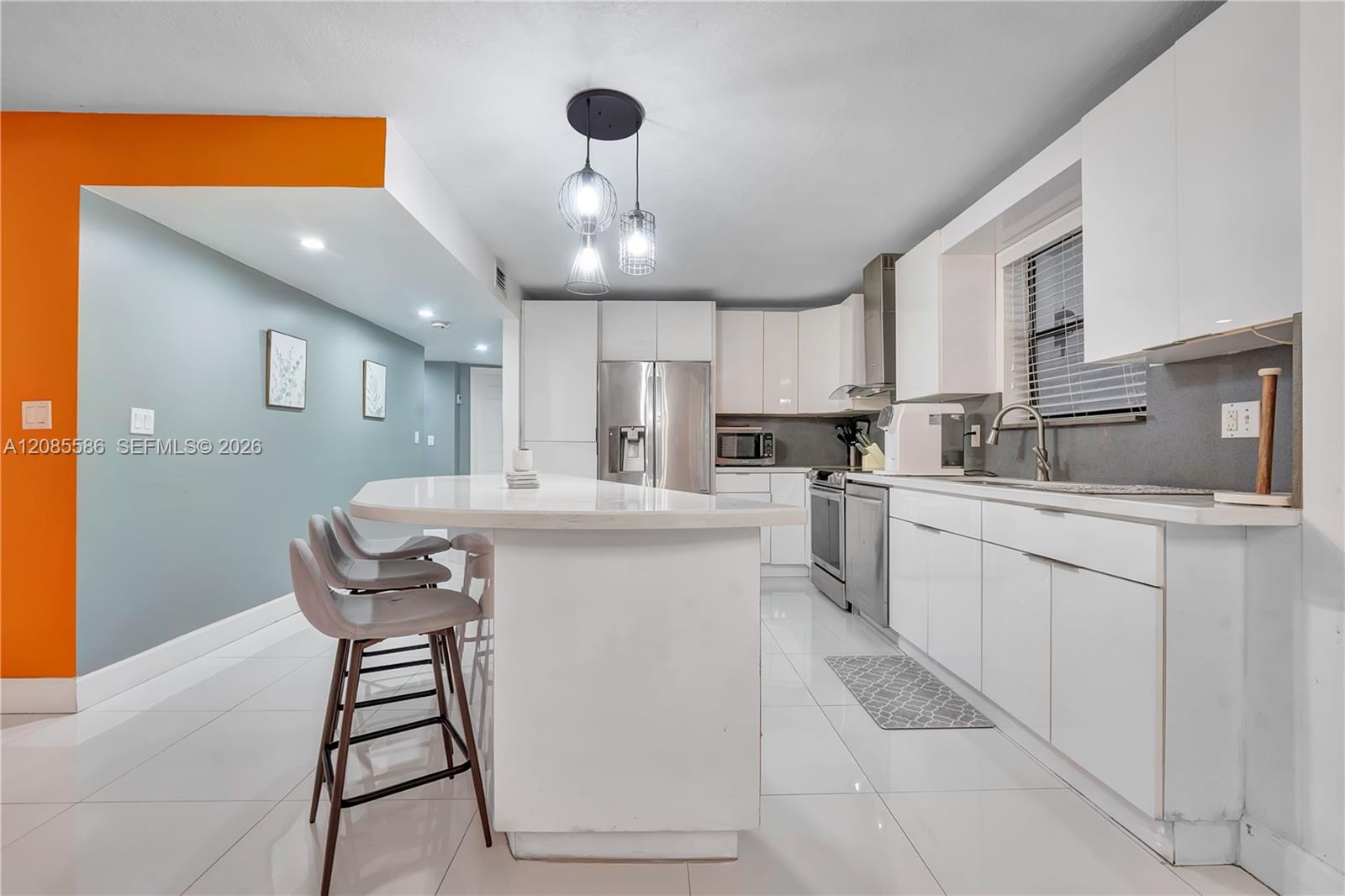 601 Ives Dairy Rd # 8 Unit: 105-8