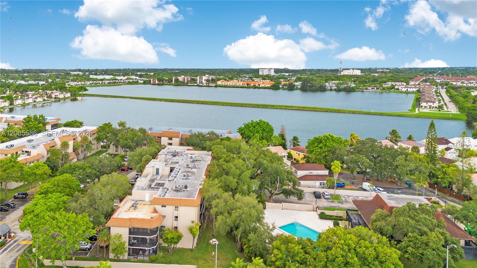 601 Ives Dairy Rd # 8 Unit: 105-8