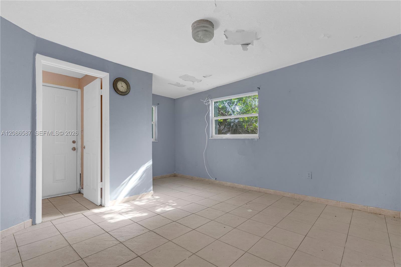 855 NW 130th St