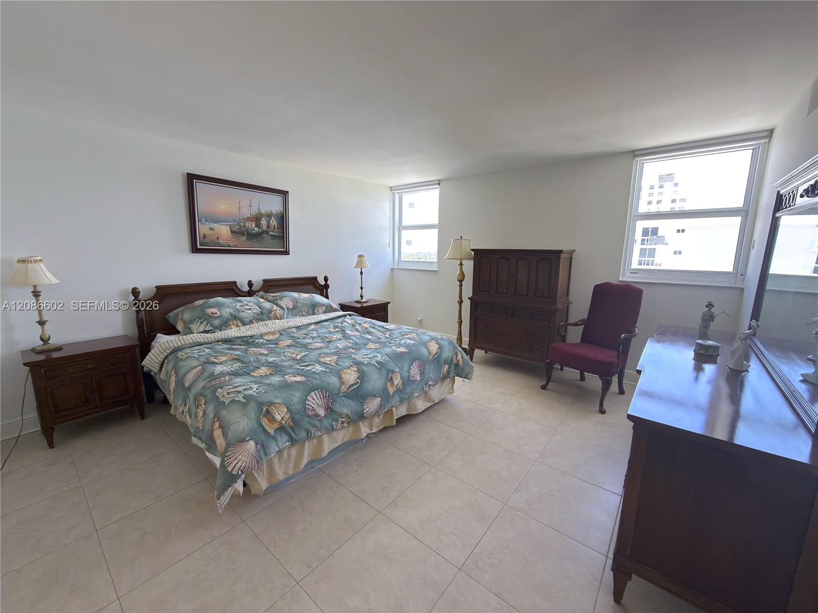 2401 Collins Ave # 1801