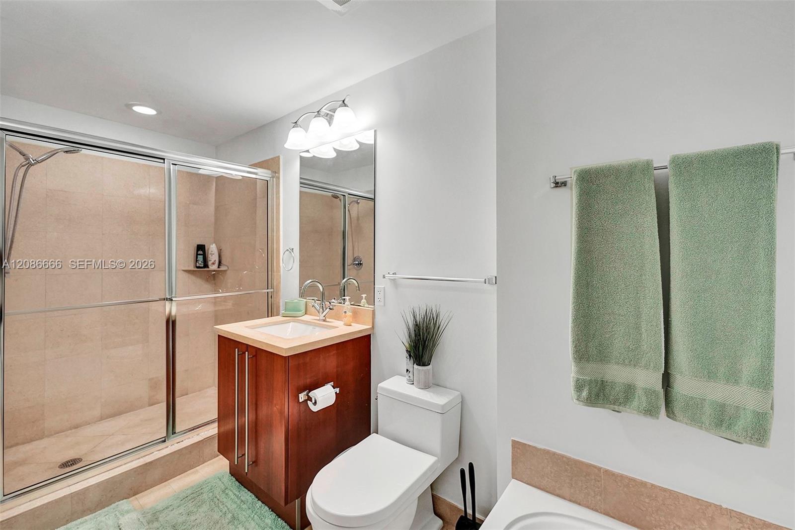 79 SW 12th St Unit: 3608-S