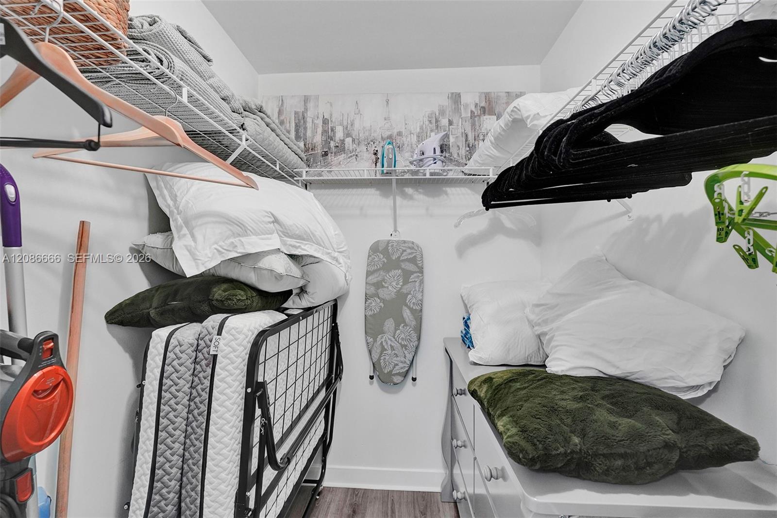 79 SW 12th St Unit: 3608-S