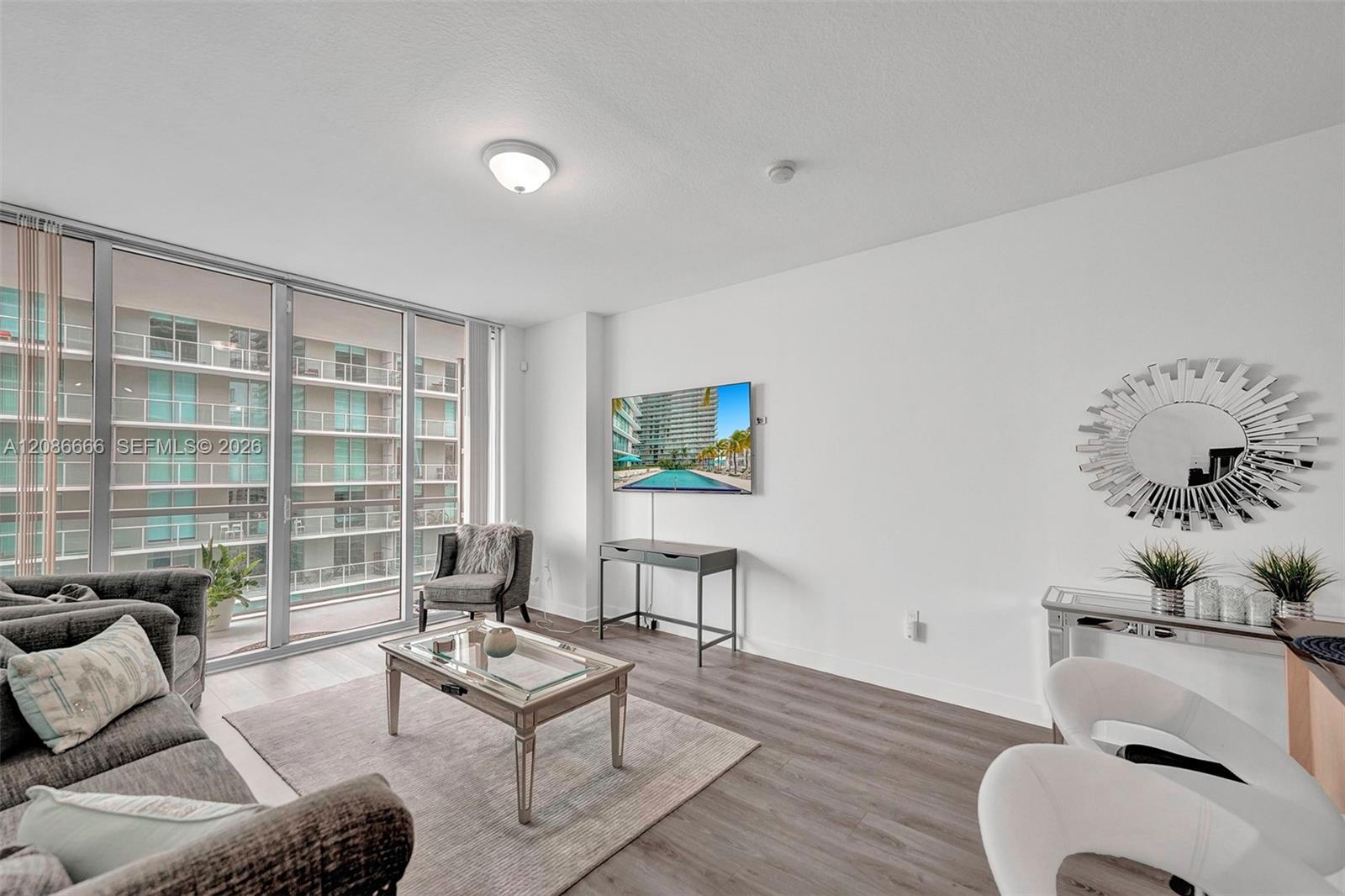 79 SW 12th St Unit: 3608-S