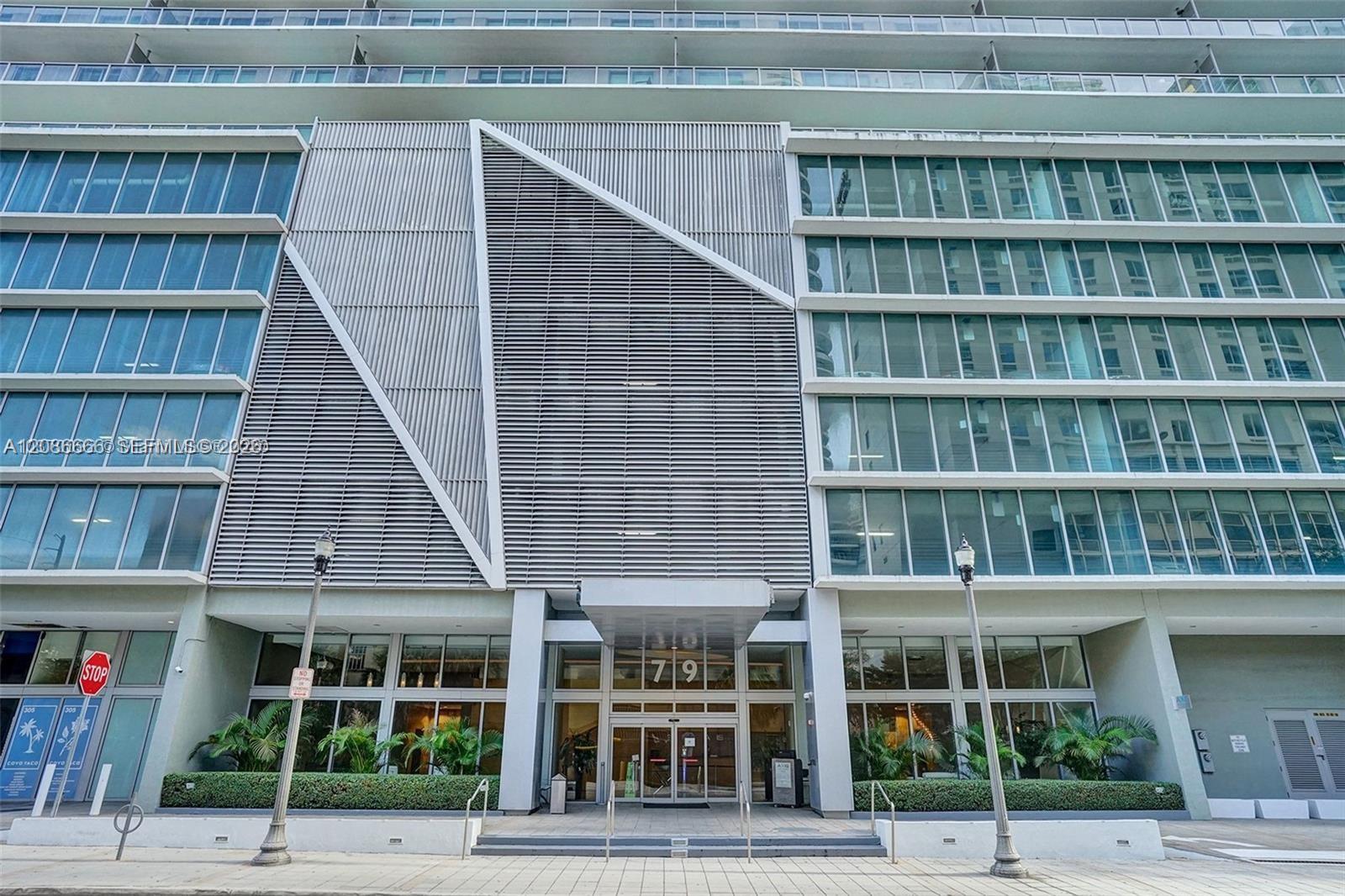 79 SW 12th St Unit: 3608-S