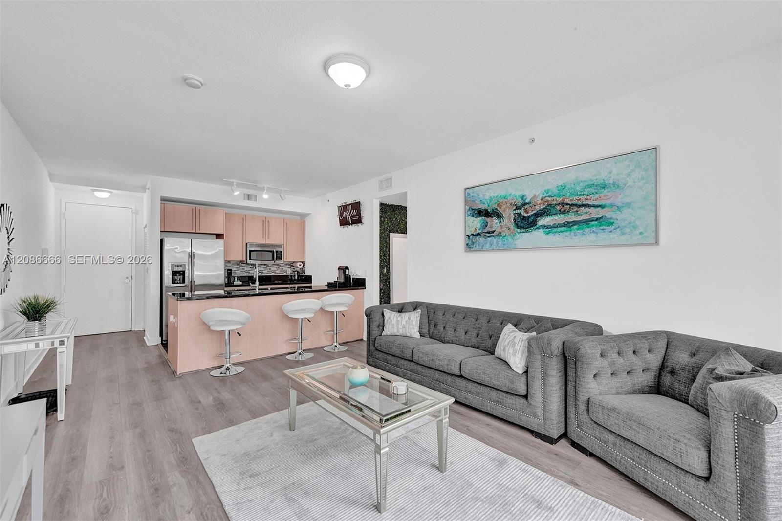 79 SW 12th St Unit: 3608-S