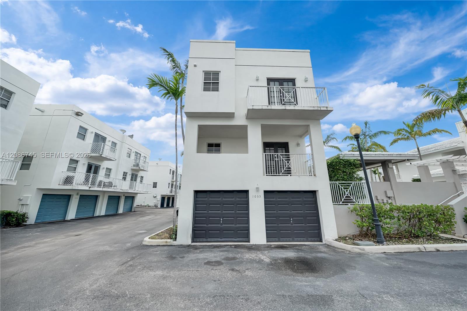 1035 SW 9th Ct Unit: N