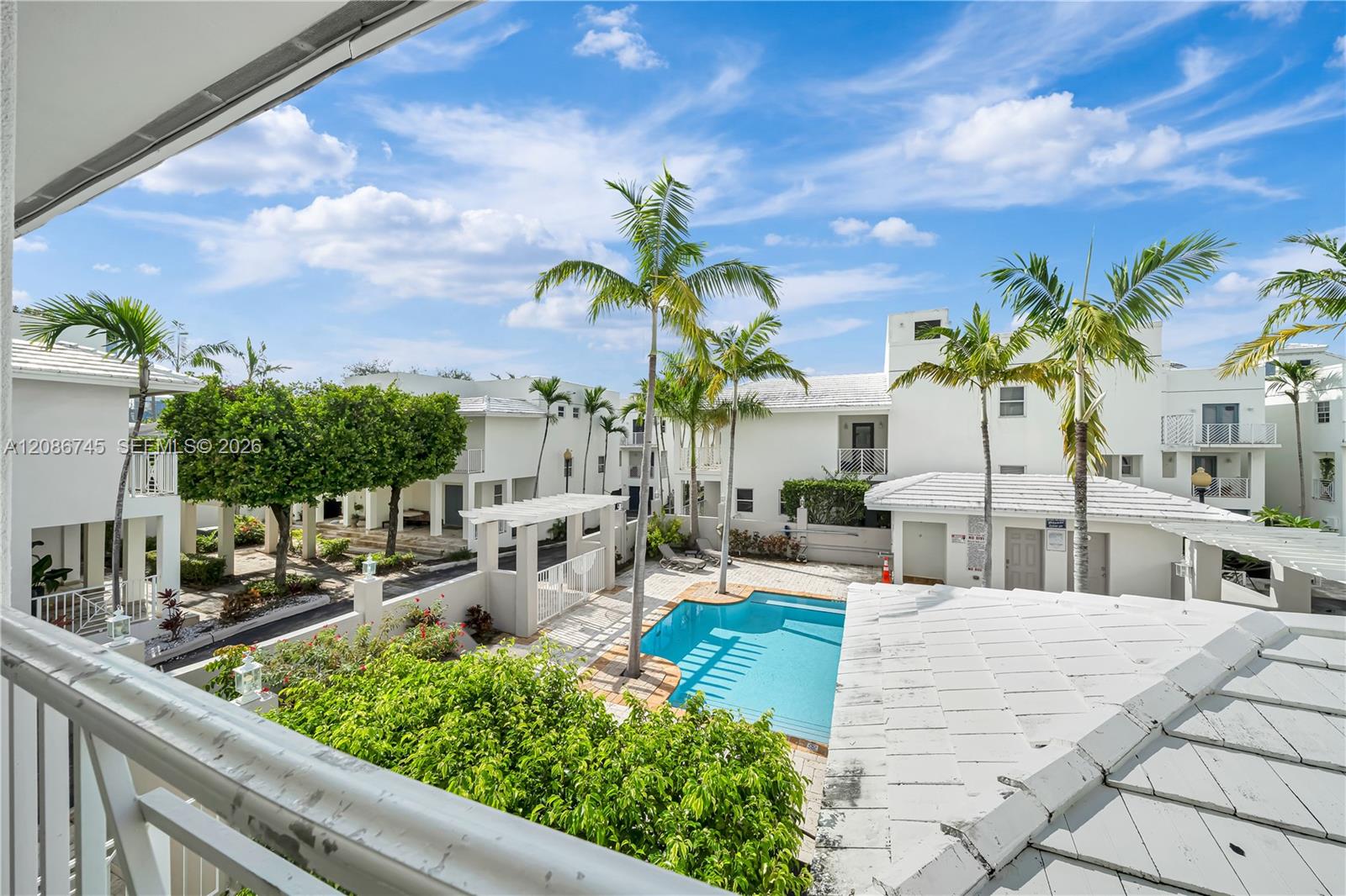 1035 SW 9th Ct Unit: N