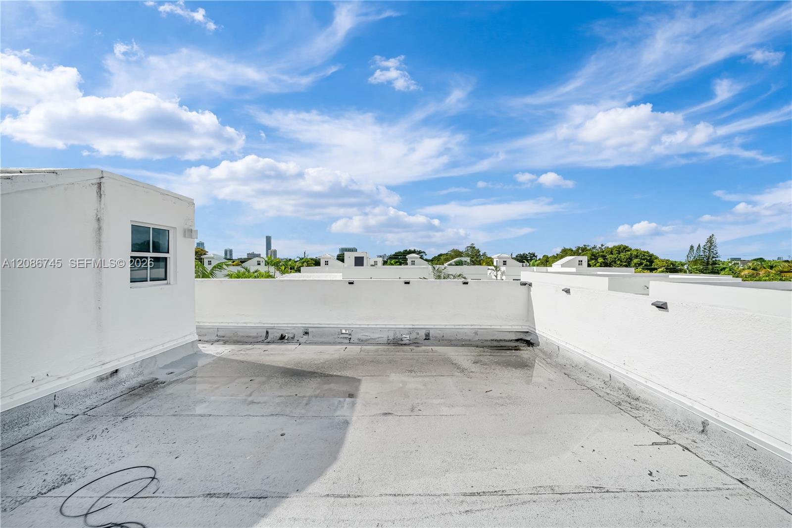 1035 SW 9th Ct Unit: N