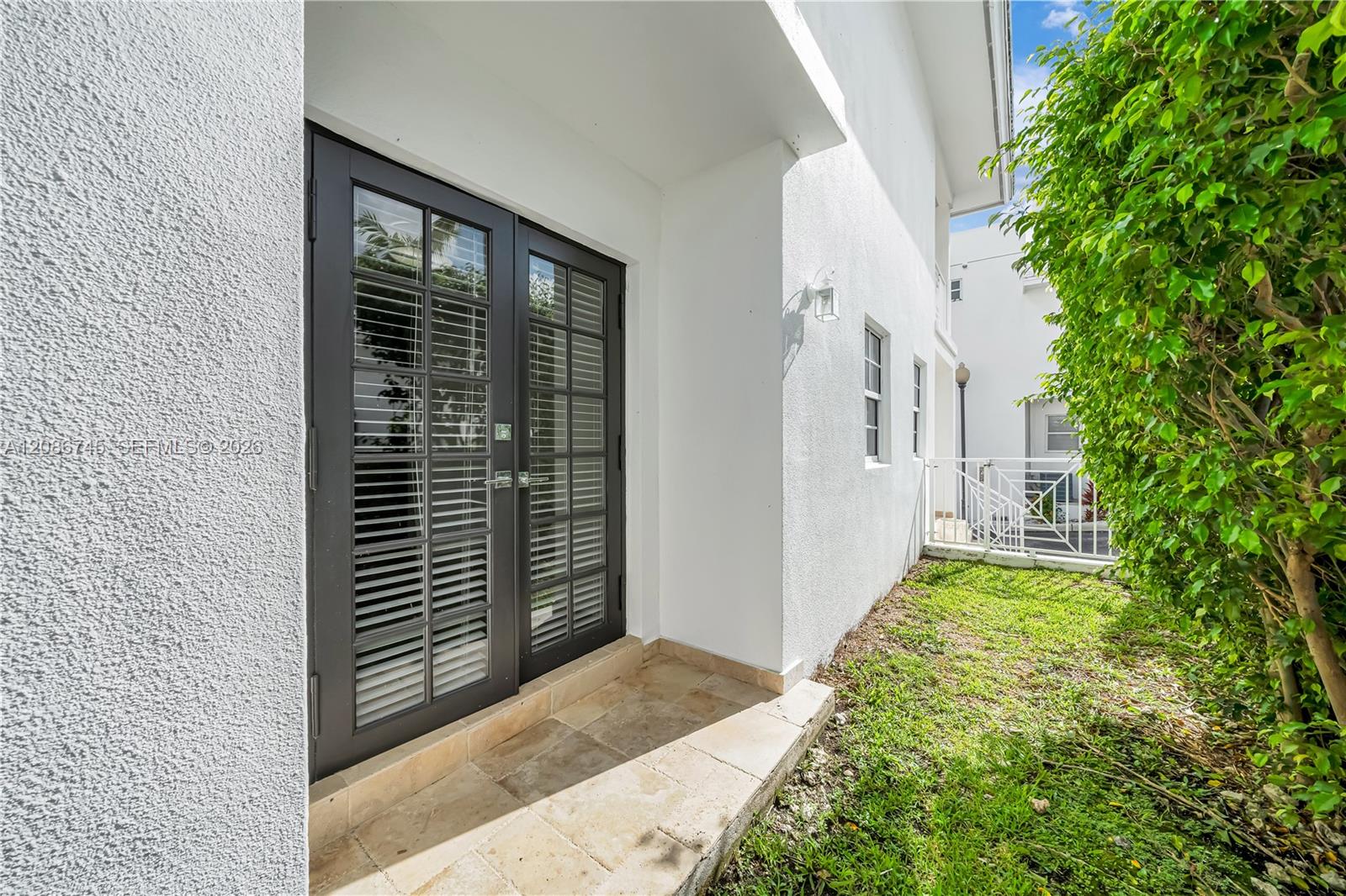 1035 SW 9th Ct Unit: N