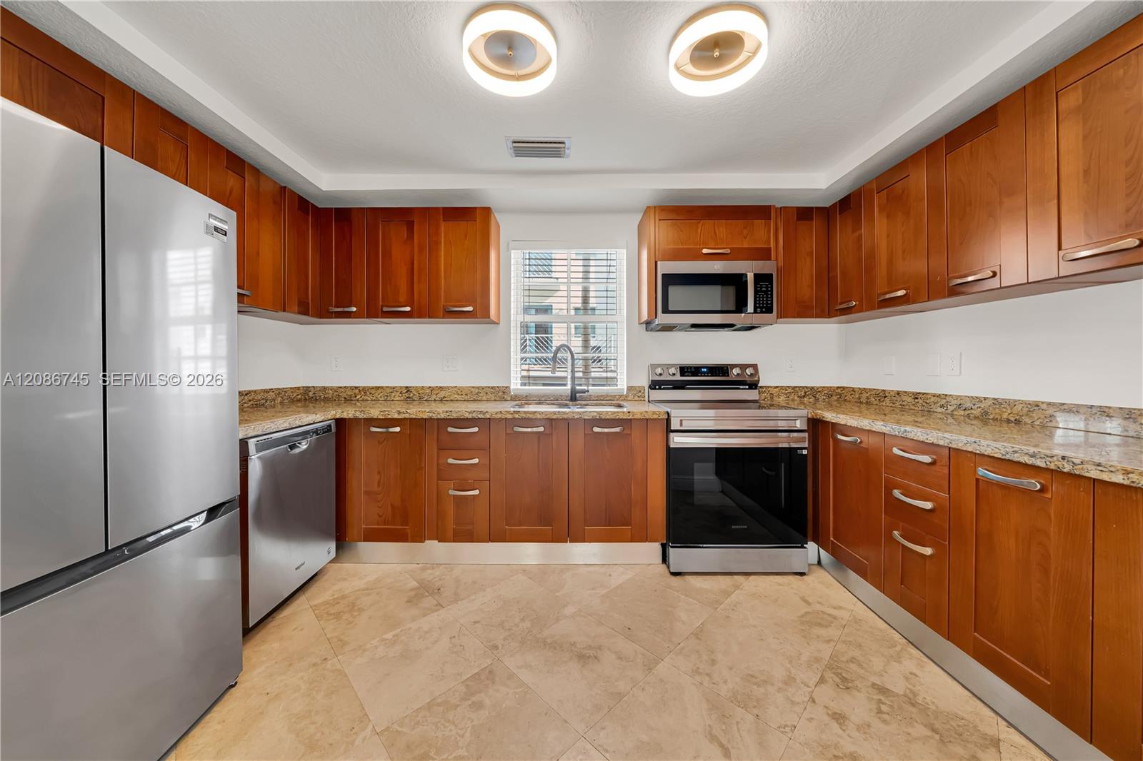 1035 SW 9th Ct Unit: N