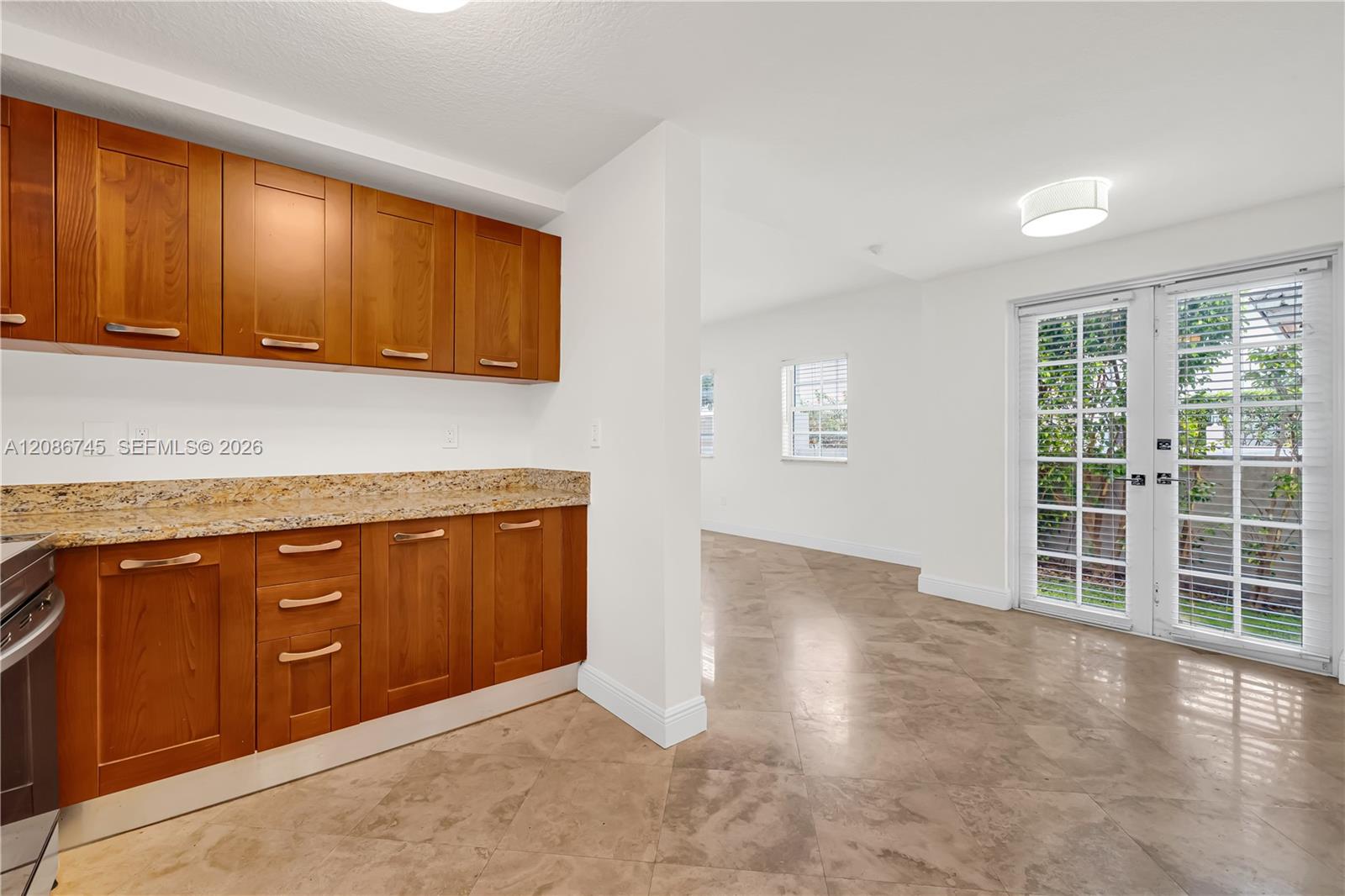 1035 SW 9th Ct Unit: N