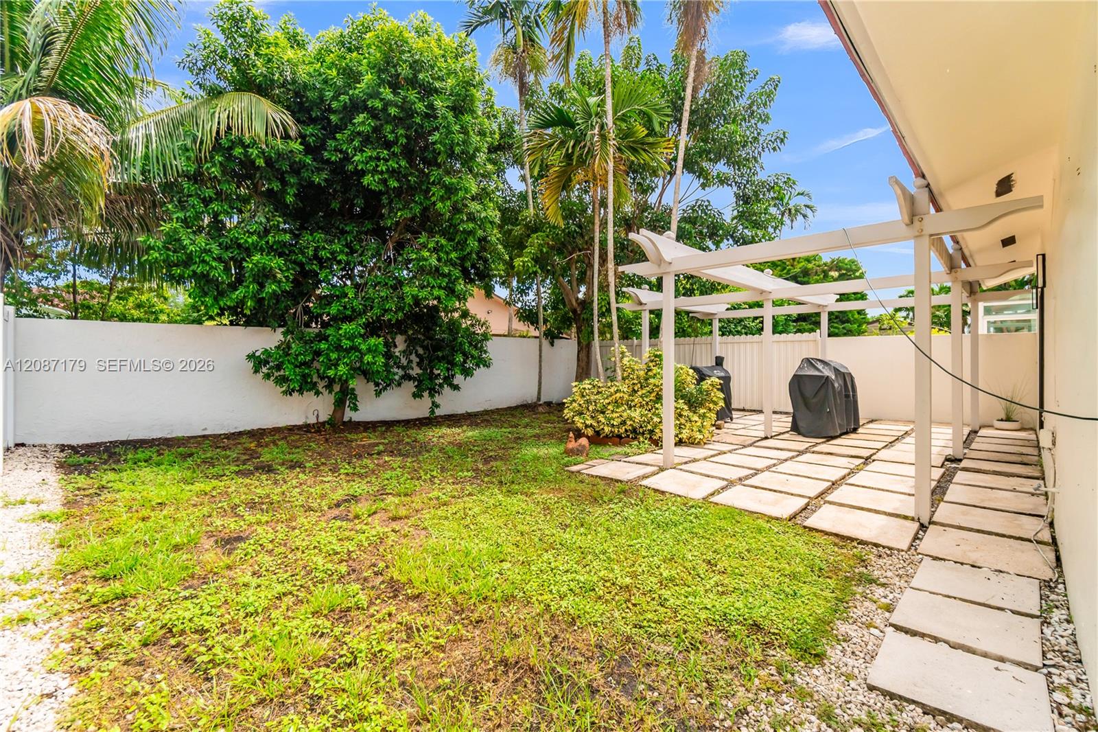 2437 SW 99th Ct Unit: N