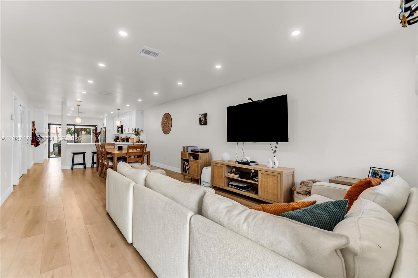 2437 SW 99th Ct Unit: N