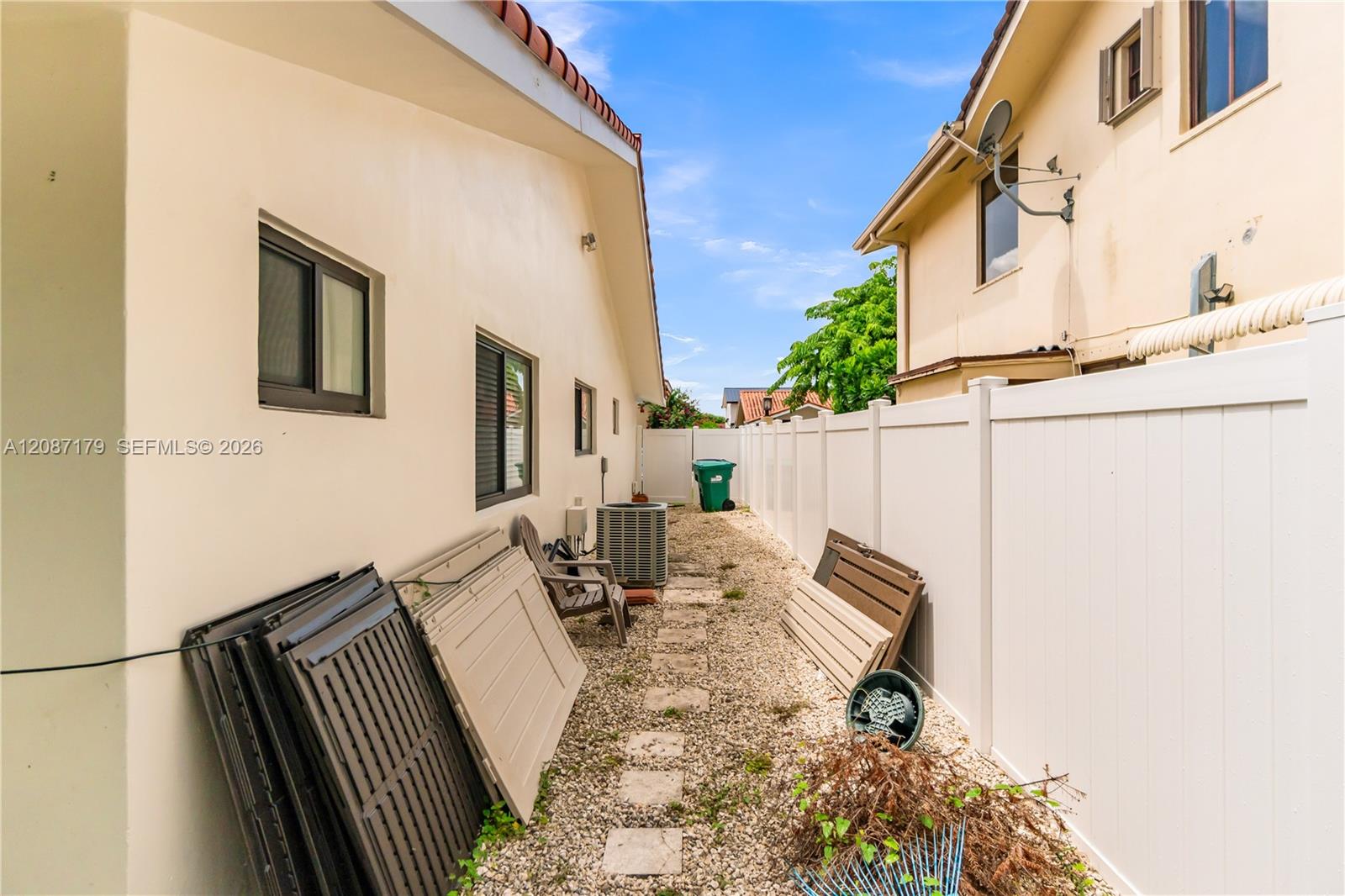 2437 SW 99th Ct Unit: N
